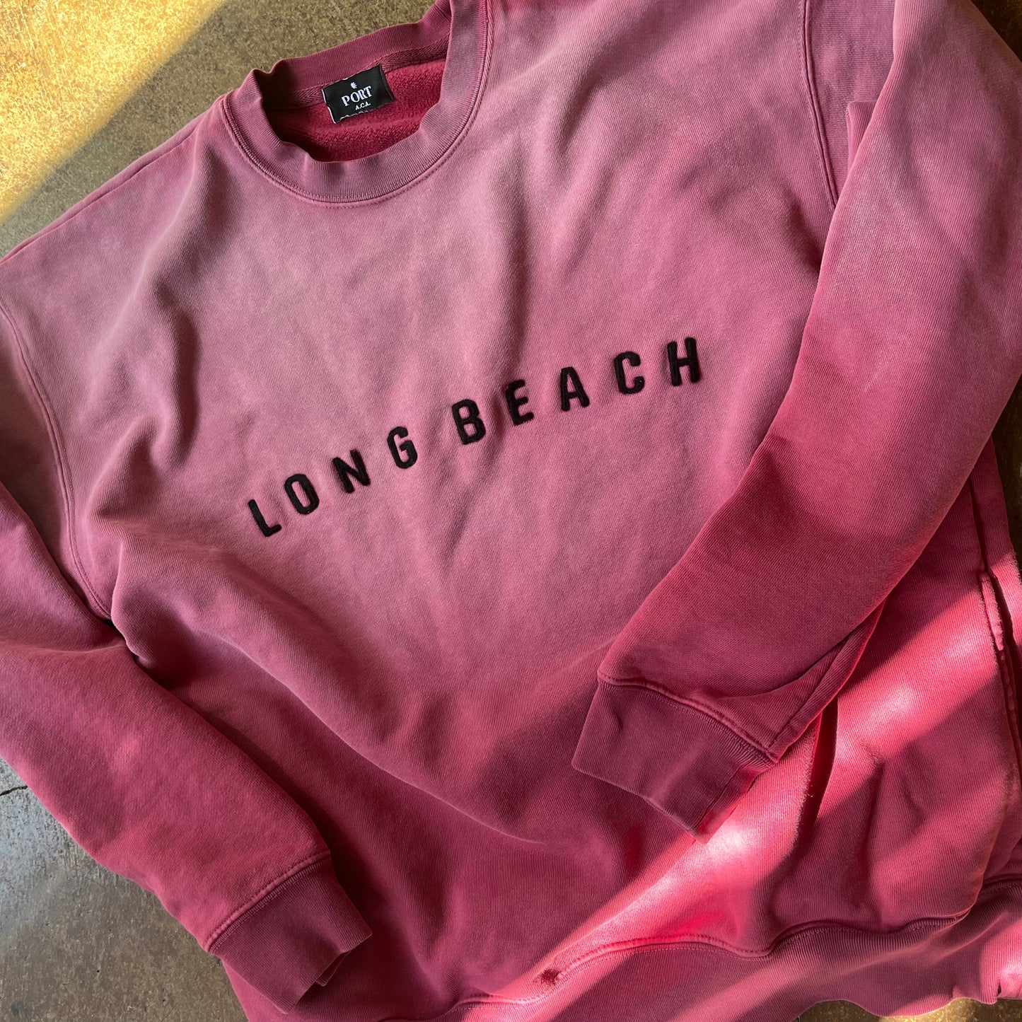 Long Beach Felt Pocket Crew Bleached Crimson
